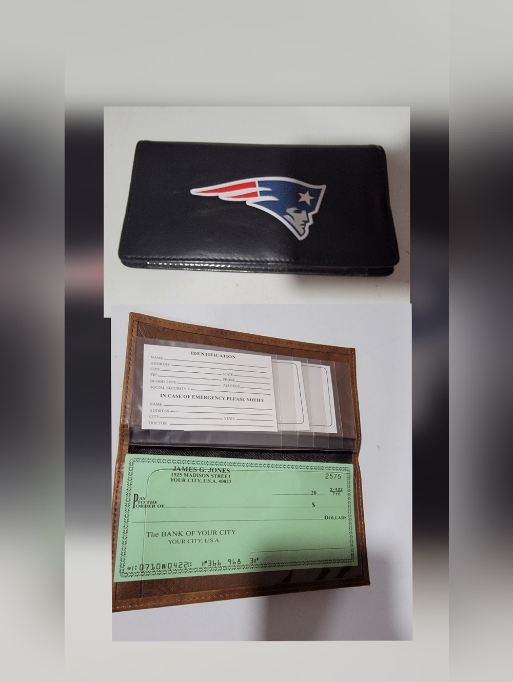 Both New- New England Patriots Checkbook Cover & Wallet